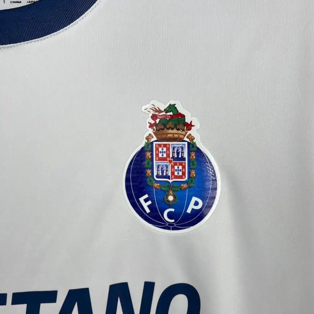 FUTBOLSPLY special edition - Unique design elements and details