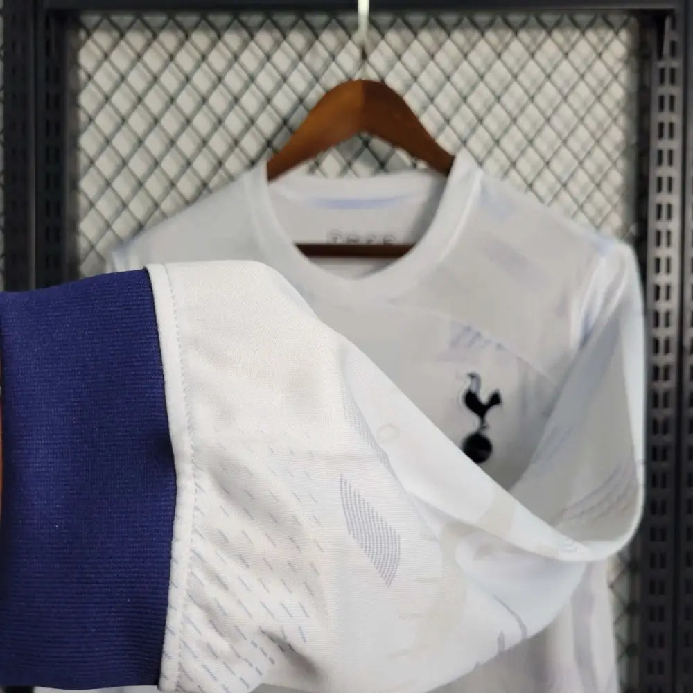 Tottenham 23/24 Home Long Sleeve Jersey - N17 Cultural Design | Spurs Kit | Premier League - Close-up of FUTBOLSPLY crest and jersey details