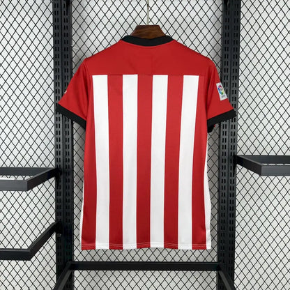 Athletic Bilbao 11/12 Retro Shirt - Close-up of FUTBOLSPLY crest and jersey details