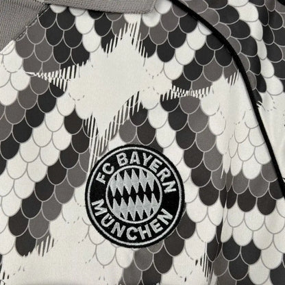Bayern Munich 25/26 Shirt - Back view showing player name and number area