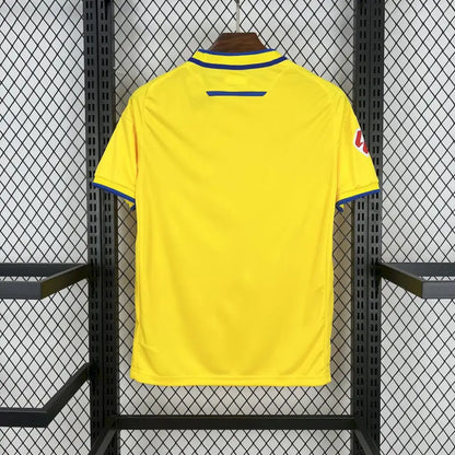 Cadiz Jersey 23/24 S-XXL - Close-up of FUTBOLSPLY crest and jersey details
