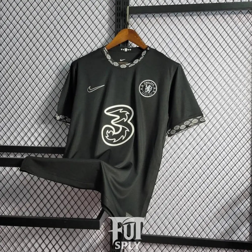 Chelsea special edition - Unique design elements and details