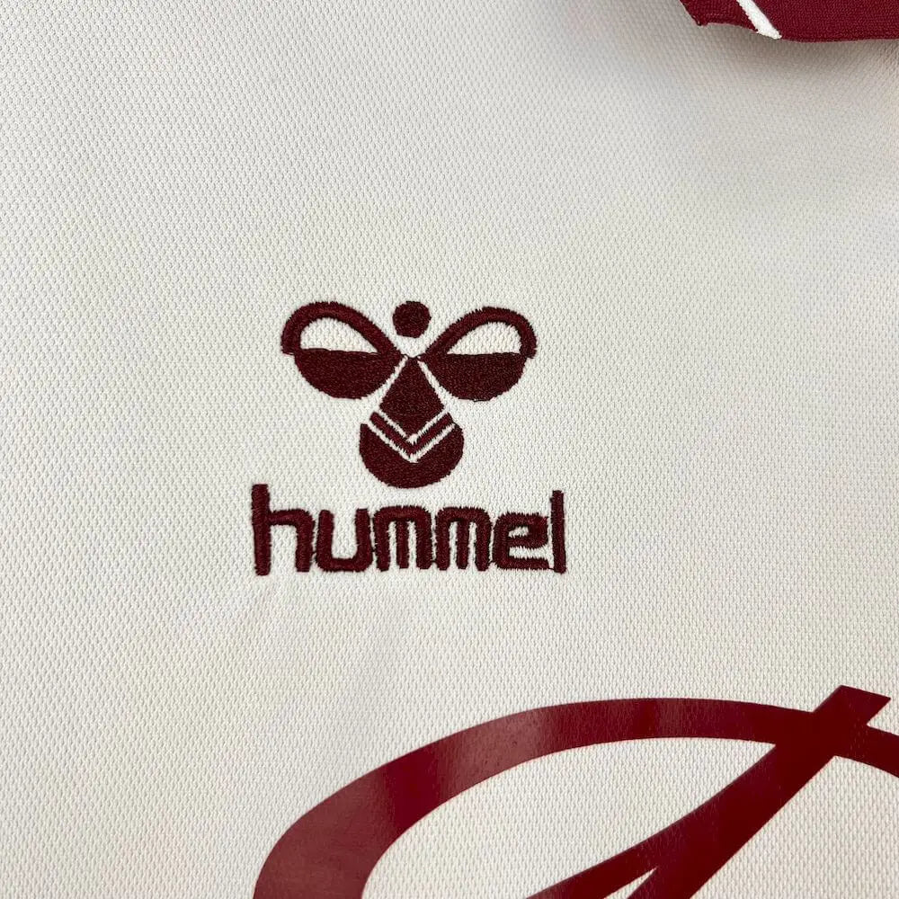 FC Köln 25/26 Shirt - Back view showing player name and number area