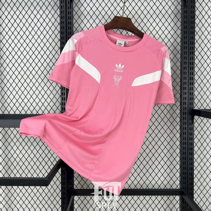 Inter Miami Casual T-shirt 25/26 - Front view of authentic FUTBOLSPLY football jersey