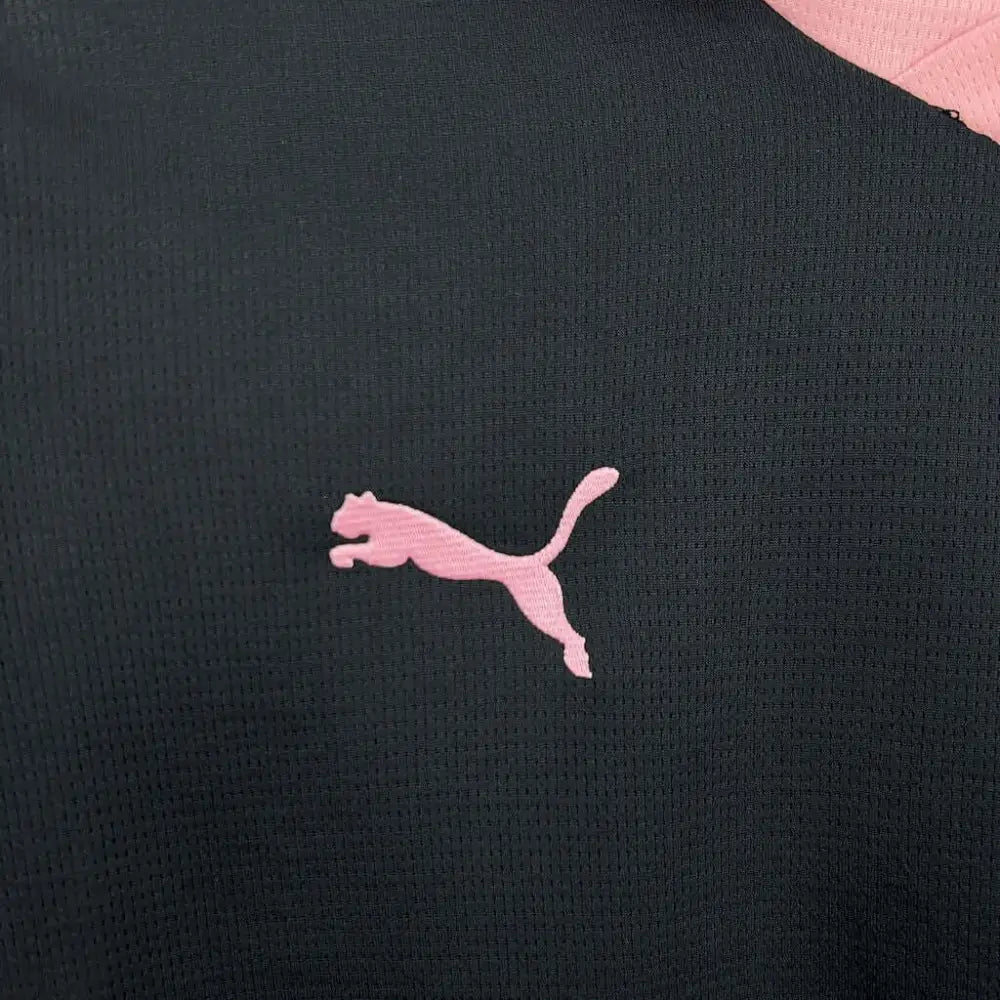 Palermo 25/26 Away Shirt - Close-up of FUTBOLSPLY crest and jersey details