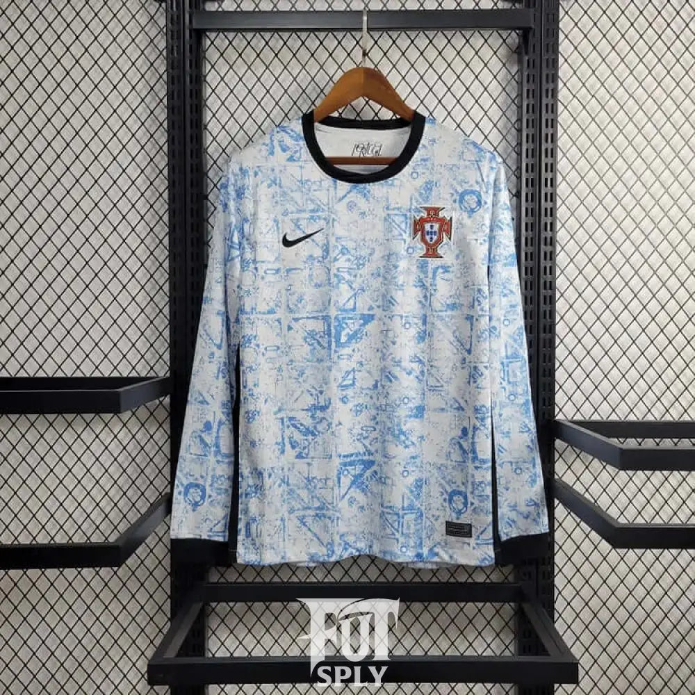 Portugal long sleeve football jersey - Front view 24/25 kit