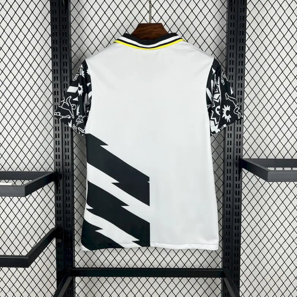 FUTBOLSPLY special edition - Unique design elements and details