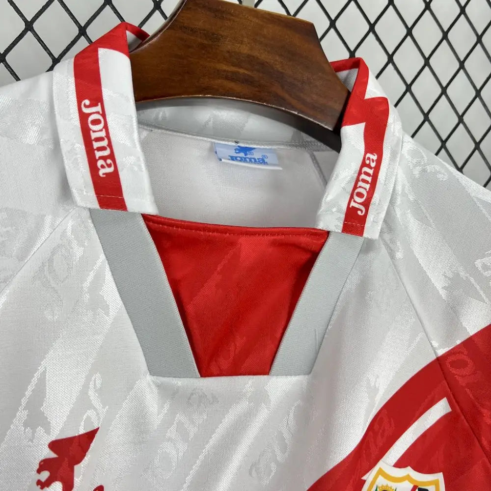 Rayo Vallecano 94/95 Retro Shirt - Close-up of FUTBOLSPLY crest and jersey details