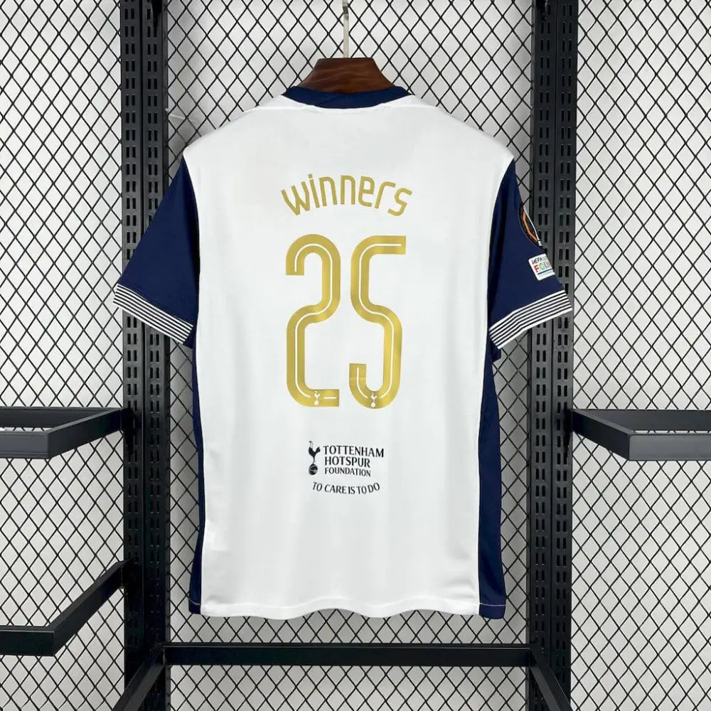 Tottenham Jersey 23/24 S-XXL - Close-up of FUTBOLSPLY crest and jersey details