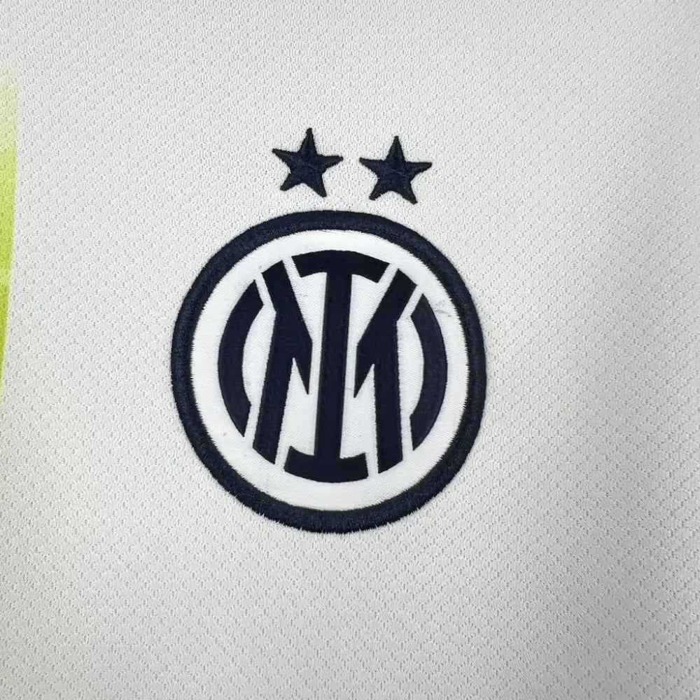 FUTBOLSPLY special edition - Unique design elements and details